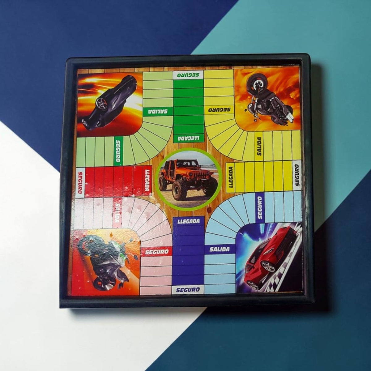 PARQUES (30X30) 4 Y ESCALERA D/CARA C/FIC