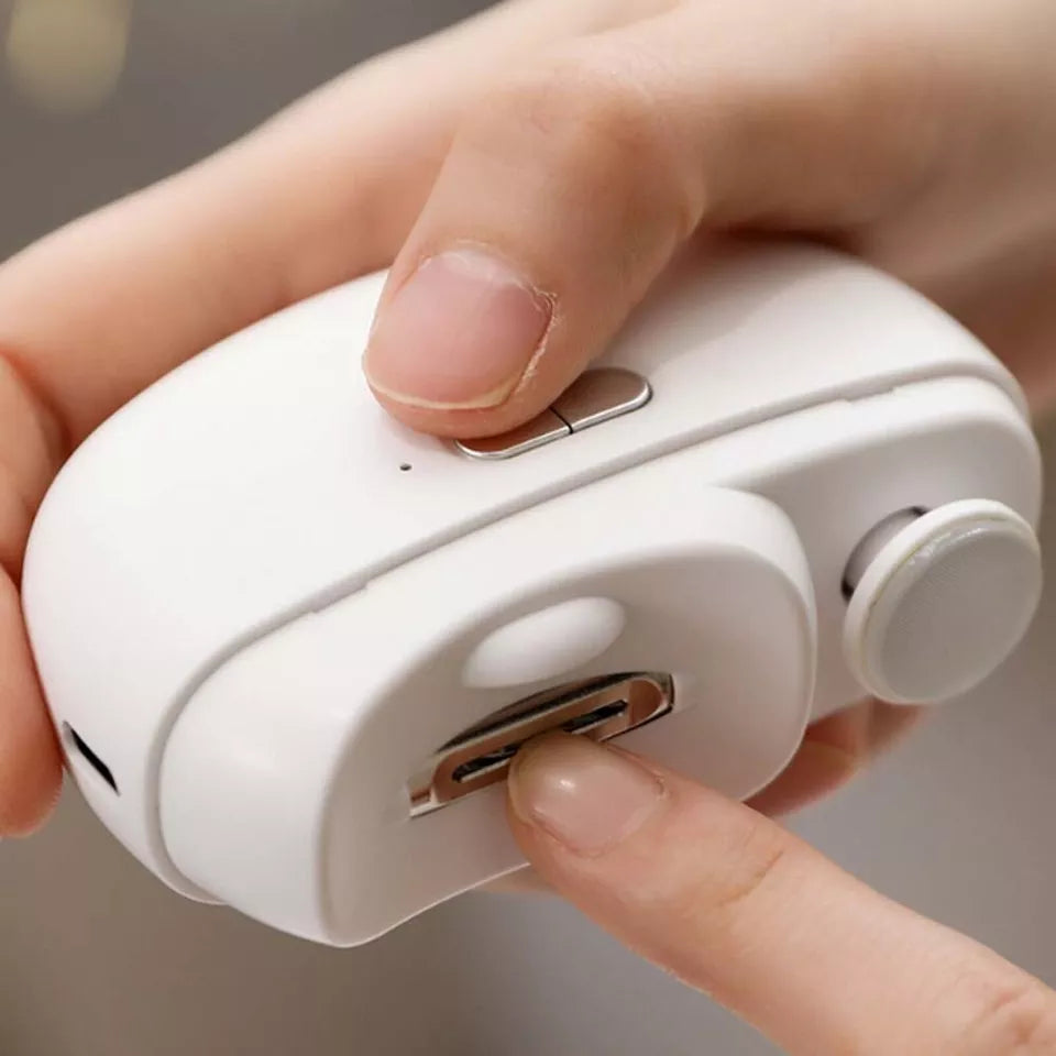 CORTA UÑAS ELÉCTRICO