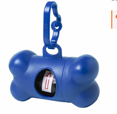 Dispensador azul con forma de hueso y rollo de bolsas instalado