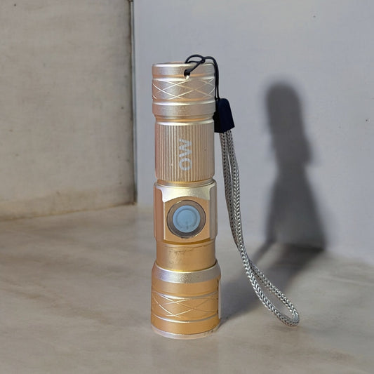 LINTERNA USB DORADA