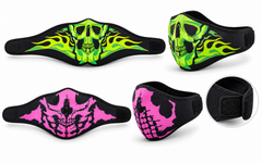 Máscara facial KX07 negra con calavera verde, vista extendida y cierre de velcro