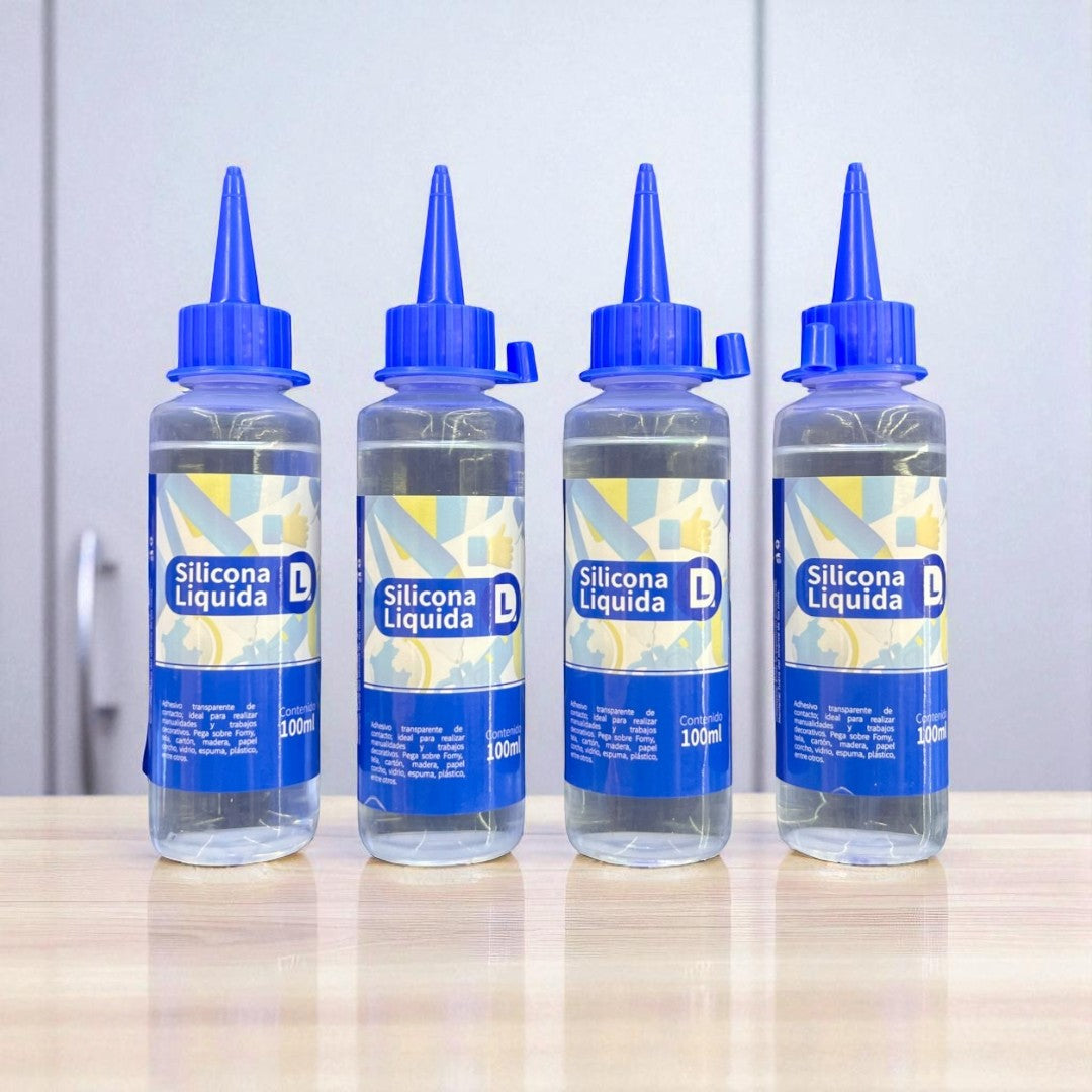 Presentación de cuatro botellas de silicona líquida DL de 100 ml con tapa azul.