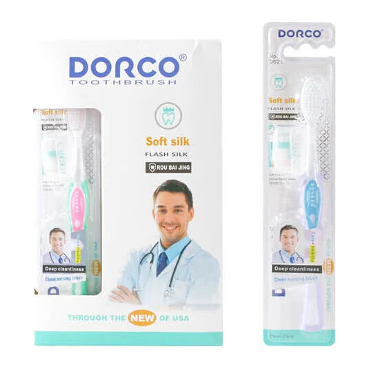 Cepillo dental DORCO Soft Silk adulto D621 azul en blíster individual, junto a caja de presentación.
