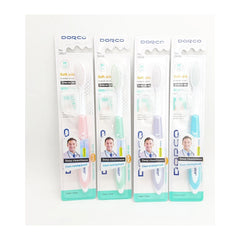 Cepillos dentales Dorco en empaques de colores surtidos