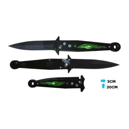 Navaja negra AZ9923 con diseño de llamas verdes, vista abierta y cerrada; la imagen indica 20 cm de largo.