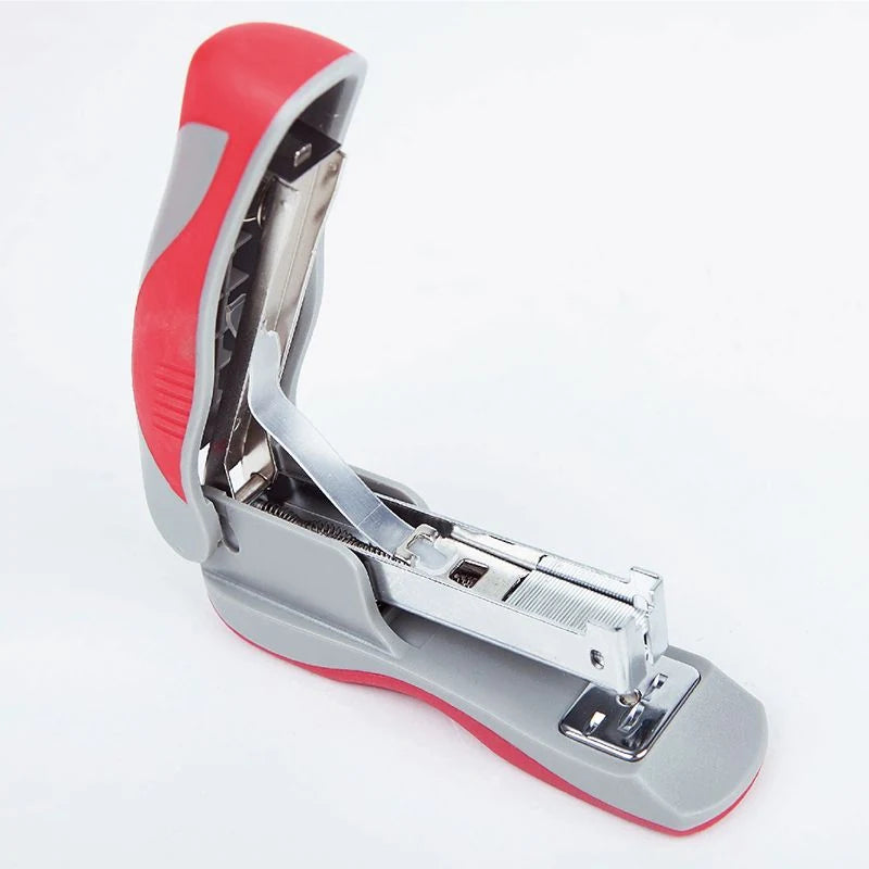 Set de papelería Eagle J5023CD — detalle de la grapadora roja S5023B incluida, abierta para cargar grapas