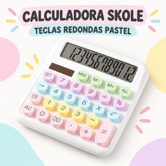 Infografía ilustrada de la calculadora Skole SK-OP2278 con teclas redondas pastel; no es una fotografía.