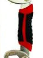 Detalle del mango negro y rojo de la llave universal Diesel Tools DT020038