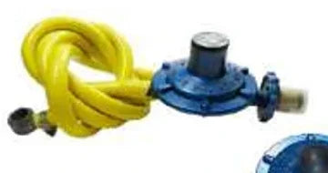 Regulador de gas SM-888 con manguera amarilla y conexiones visibles